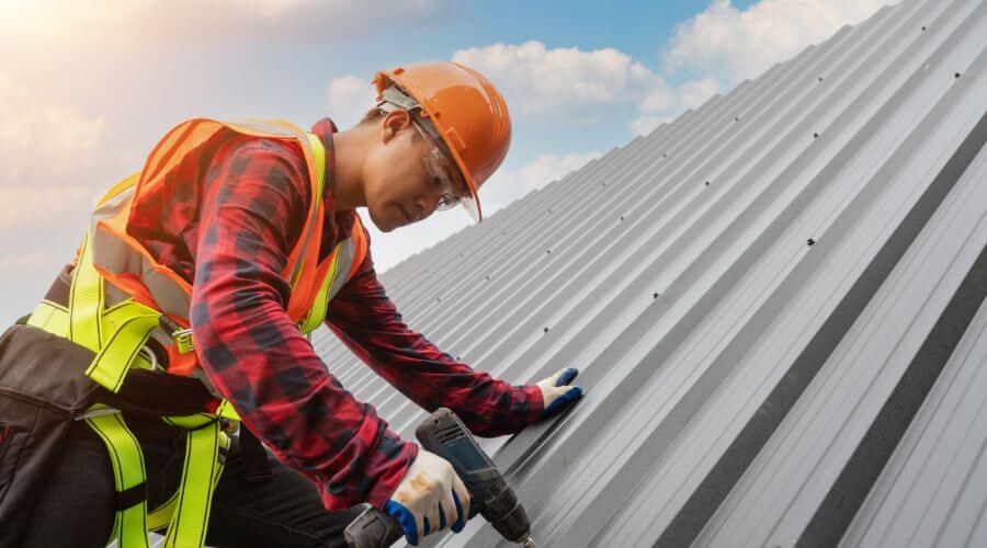 Professional Emergency Roof Repairs services in Middletown, NY